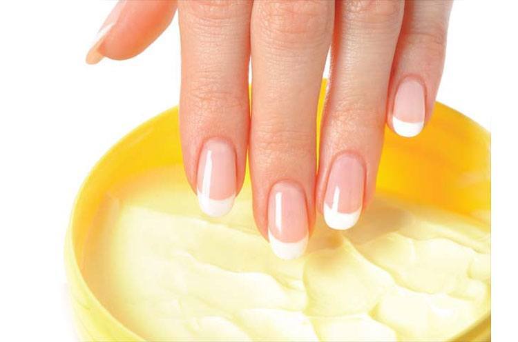Nail care-tips-moisturizi