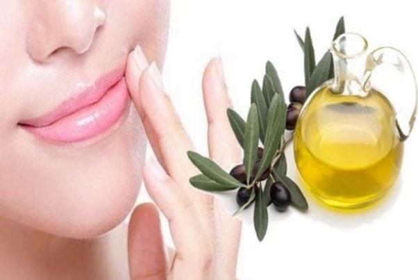 olive oil is good for lips