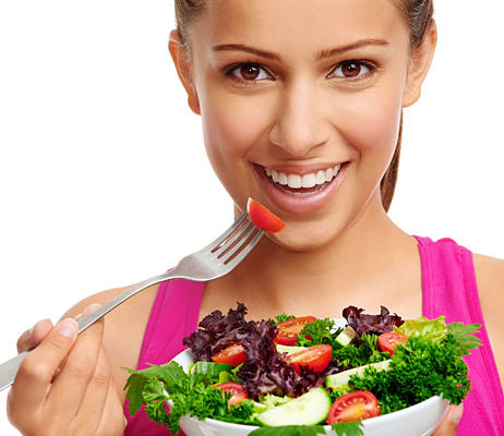 woman-eating-salad-