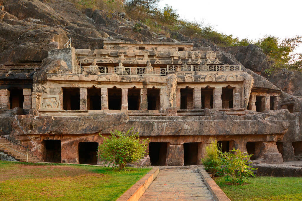 Undavalli-Caves-Vijayawada-