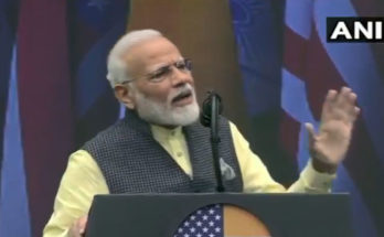 VIDEO: America asked 'Howdy Modi', PM Modi said, 'Majma Chhe, Sob bhaal bhalo'